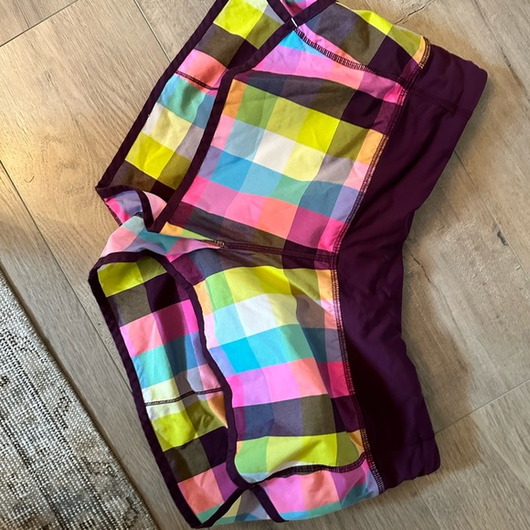 Lululemon speed short believe size 10 - Picture 2 of 3